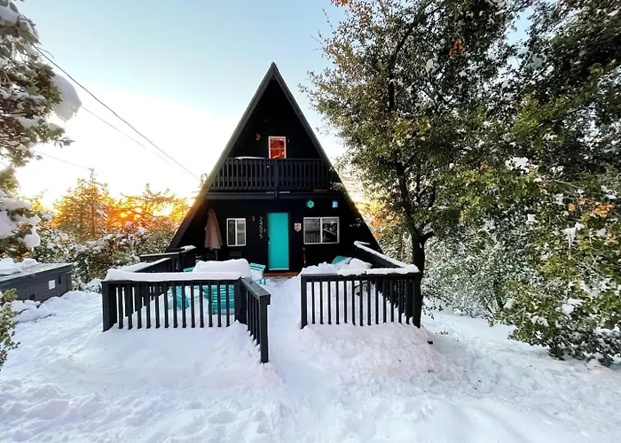 Dog Friendly A-Frame Hot Tub Nature Views
