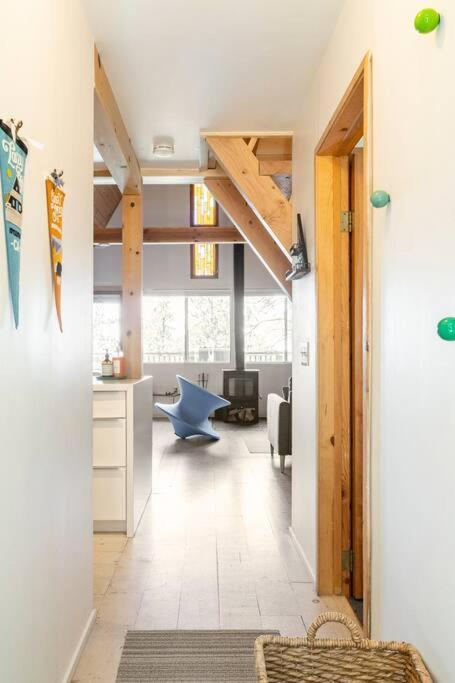 Holiday home Dog Friendly A-frame Hot Tub Nature Views Idyllwild