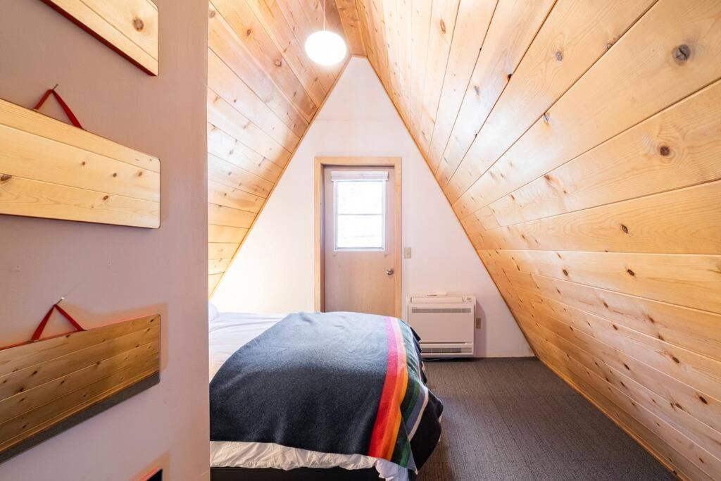 Dog Friendly A-frame Hot Tub Nature Views Idyllwild