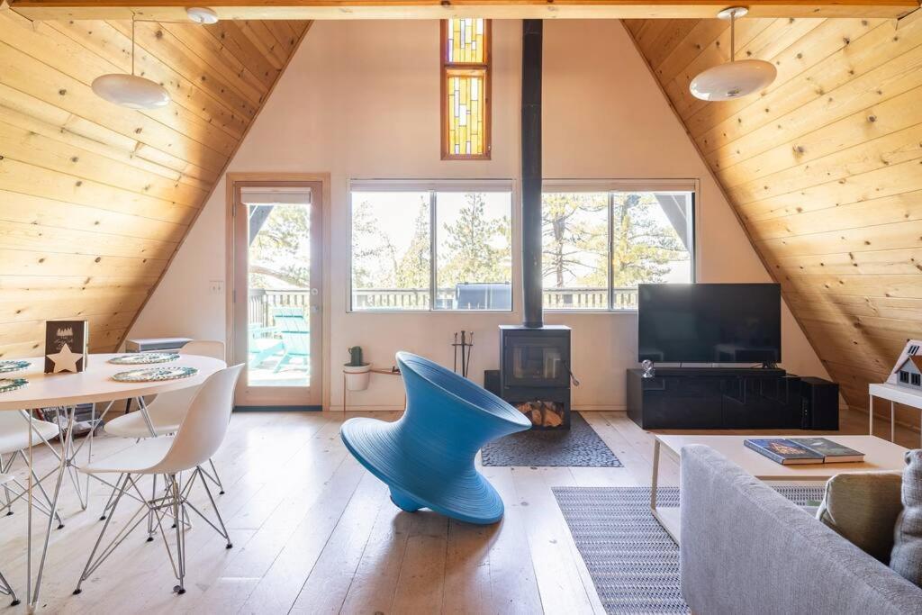 Dog Friendly A-frame Hot Tub Nature Views