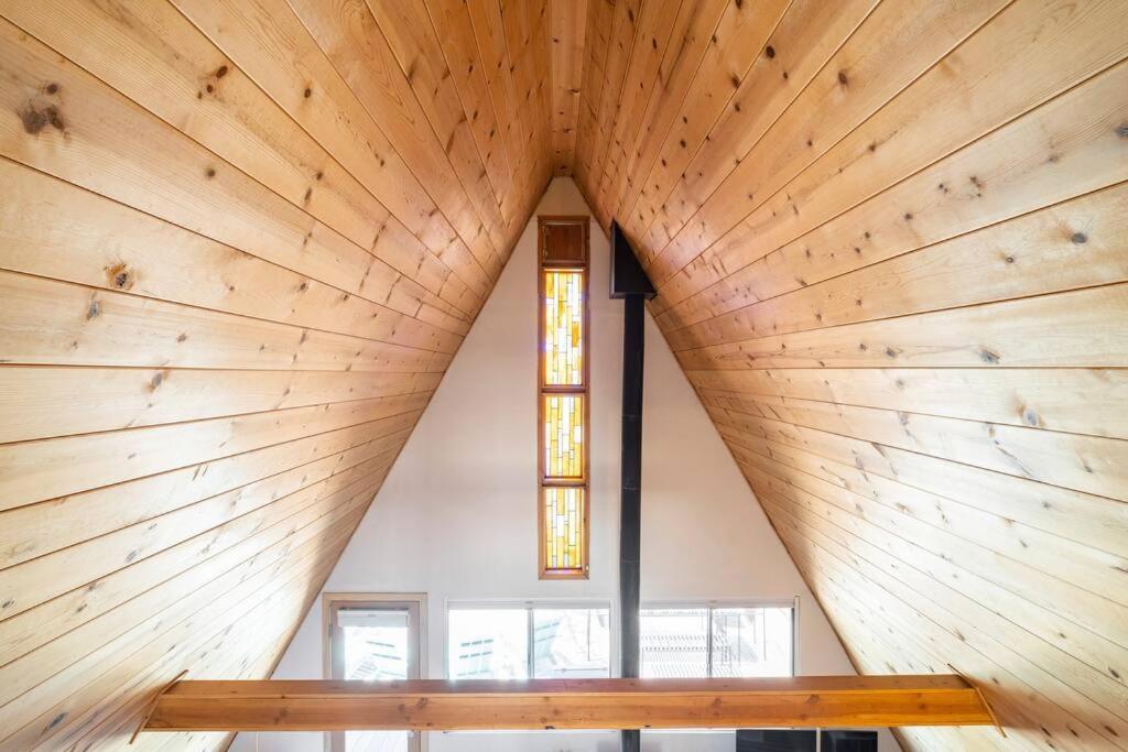 Holiday home Dog Friendly A-frame Hot Tub Nature Views Idyllwild